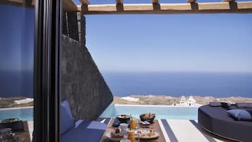 Honeymoon Suite with Private Infinity pool and Sea view | Breakfast meal | Free daily local cuisine breakfast