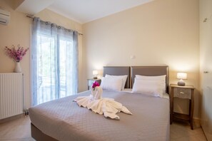 4 quartos, ferros/tábuas de passar roupa, Wi-Fi, roupa de cama