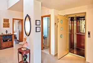 Nicht klassifiziertes Bild, 3 von 12, Schaltfläche