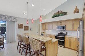 Private kitchen - Waterfront Home With Pool and Walk to Beach/food (Marco Island)