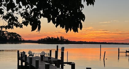 Chesapeake Bay Getaway | New Waterfront With Private Pier | Near Annapolis /USNA