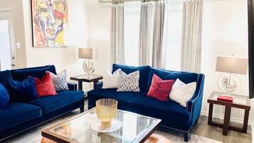 Televisión, oficina