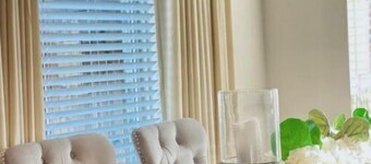 2 king beds✅Sleeps 9✅Huge yard✅Has crib