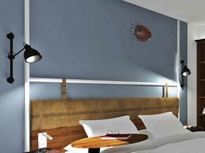 Standaard kamer, Meerdere bedden | Luxe beddengoed, pillowtop-bedden, een bureau, een laptopwerkplek