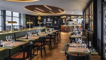 Breakfast, lunch and dinner served