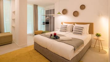 Standard Room, 1 Double Bed | In-room safe, free WiFi