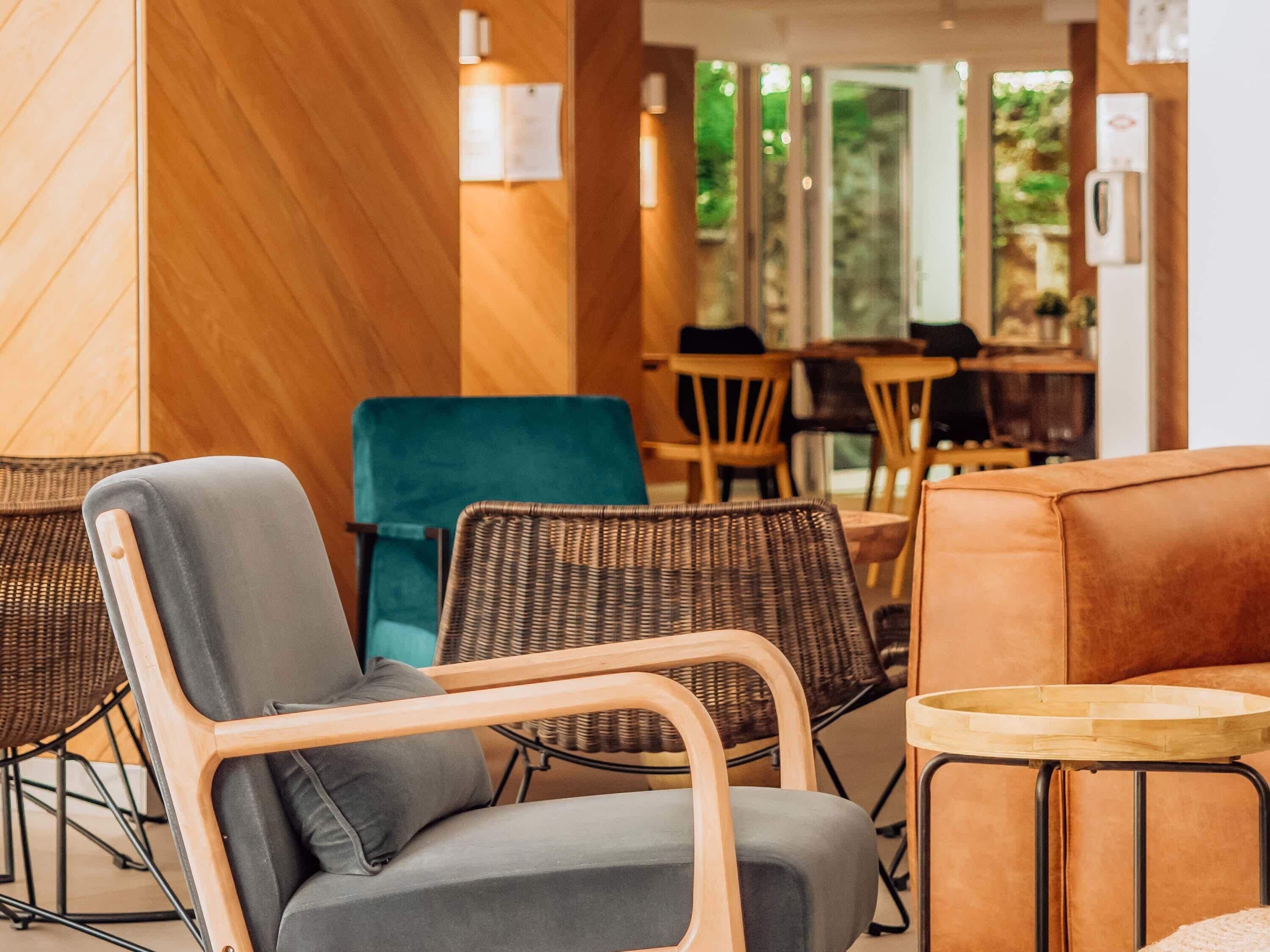Photo - ibis Styles Golden Sands Roomer Hotel