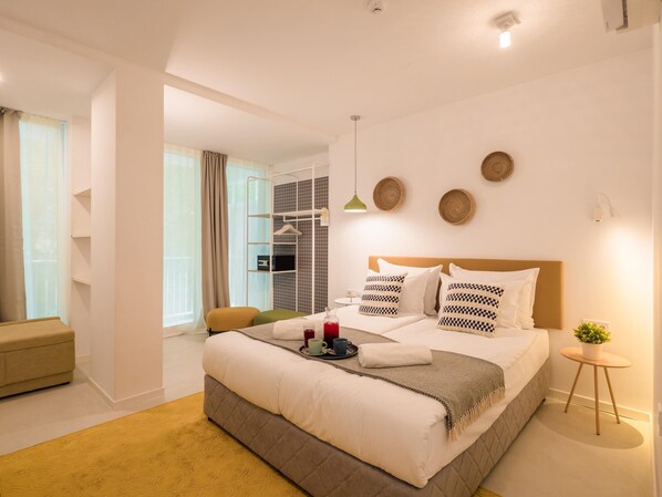 Standard Room, 1 Double Bed | In-room safe, free WiFi