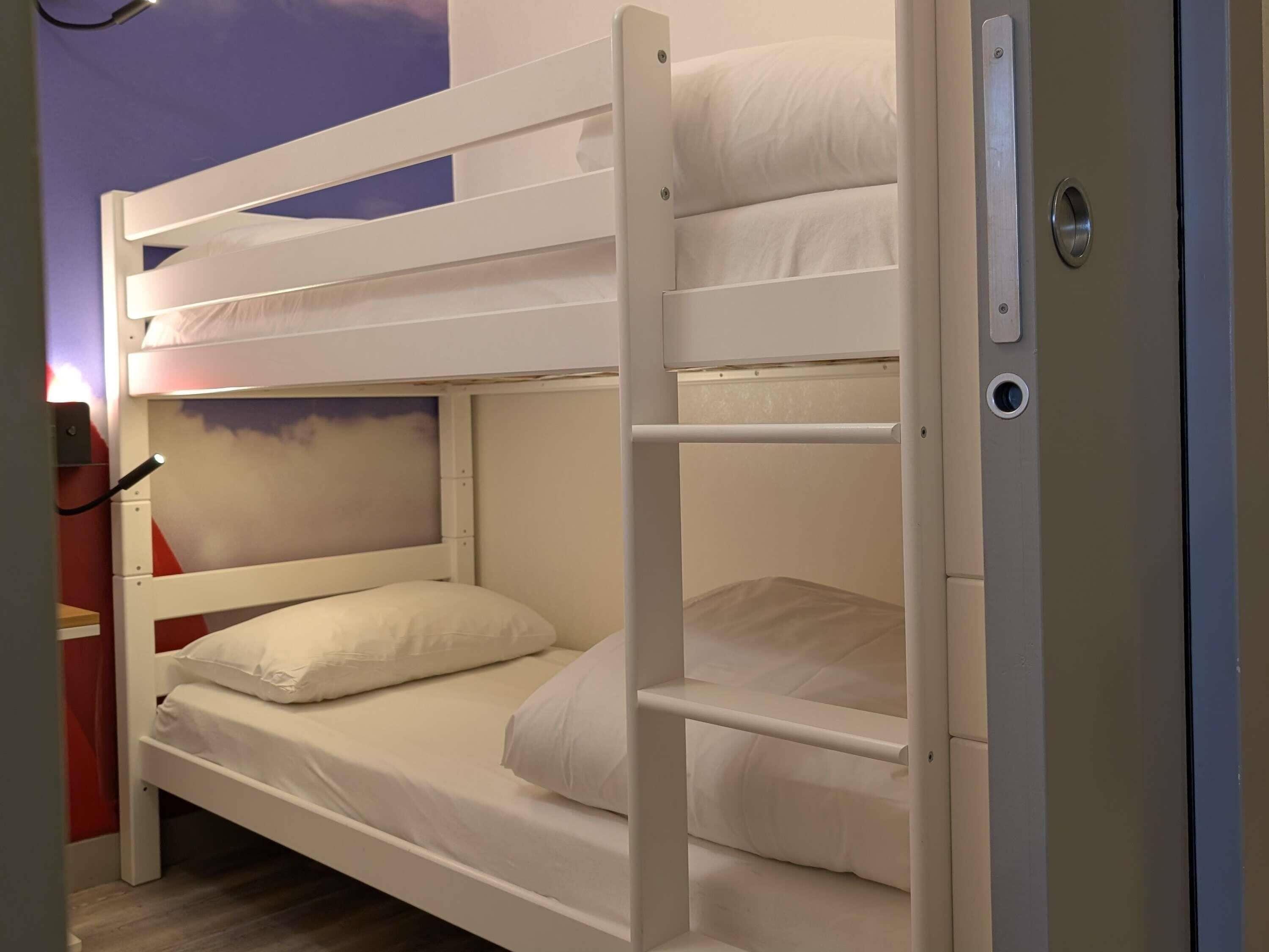 Perhehuone, useita sänkyjä | Äänieristys, ilmainen Wi-Fi, vuodevaatteet