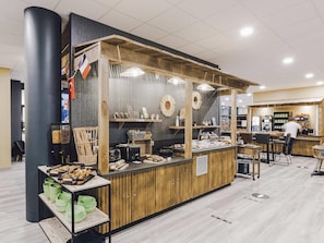 Daily buffet breakfast (EUR 10 per person)