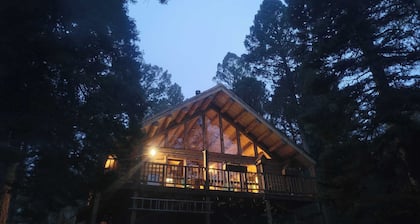 Quiet Retreat in Aspen Grove