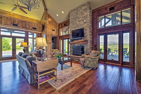 Smart TV, fireplace, video games, DVD player