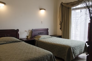 2 bedrooms, iron/ironing board, travel crib, free WiFi