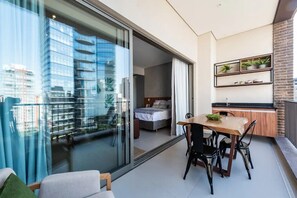 Outdoor dining - Tabas | Lux Apto Itaim | Design Moderno I002 (SP)