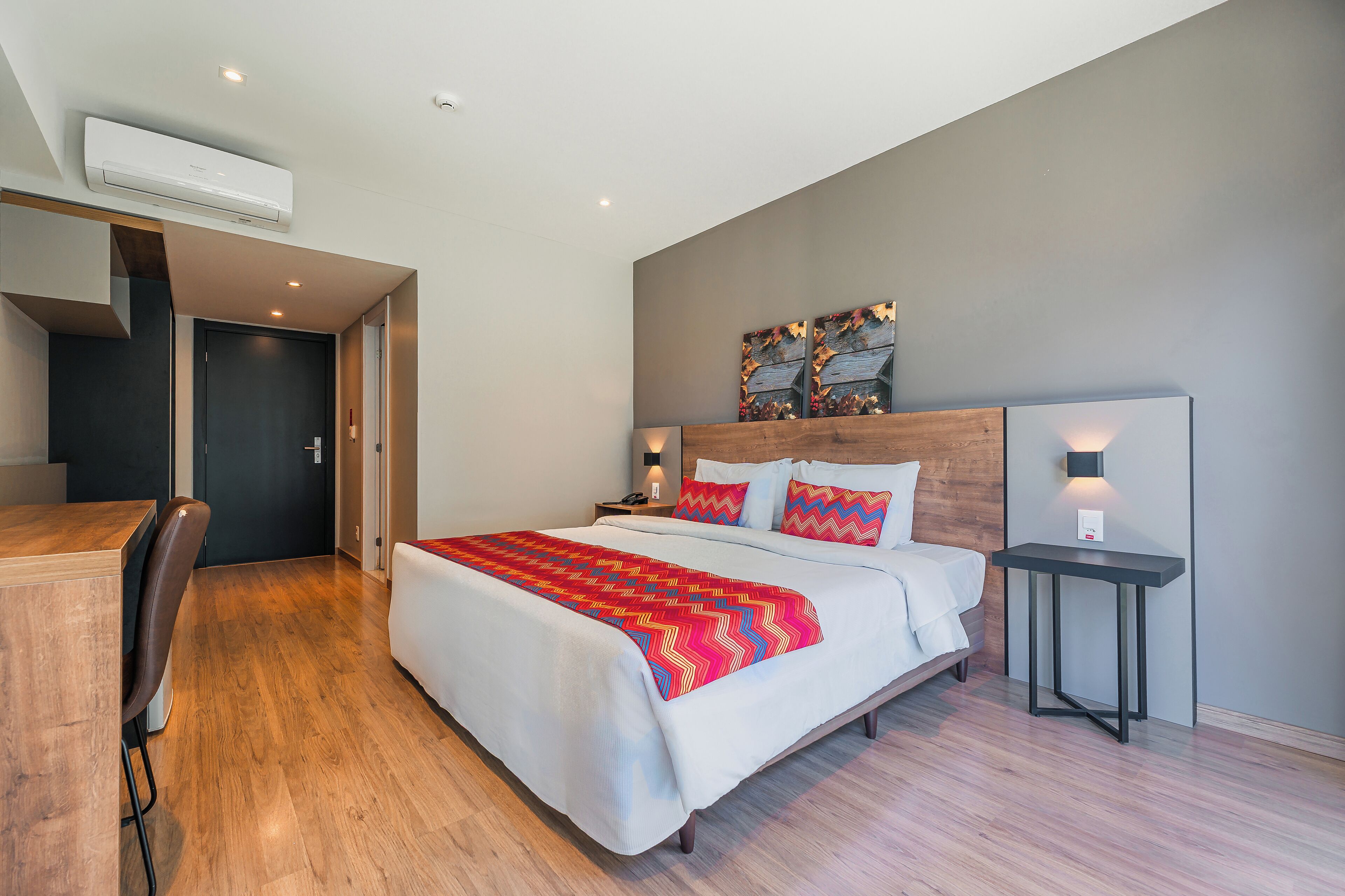 stilo | 1 bedroom, minibar, in-room safe, blackout curtains