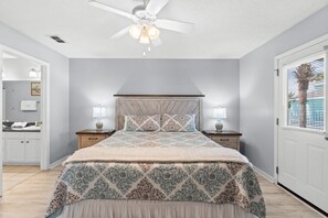 Huis, 3 slaapkamers, patio, uitzicht op zwembad | 3 slaapkamers, een strijkplank/strijkijzer, gratis wifi, beddengoed