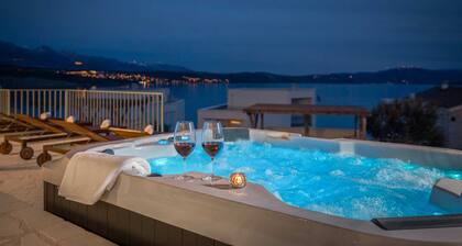 Villa Royal Blue with Heated Pool