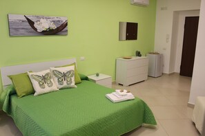 1 bedroom, WiFi - The flower garden/Magnolia Room (Castellammare di Stabia)