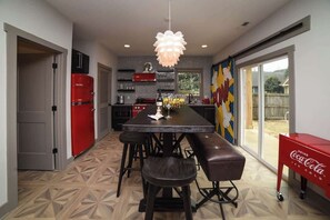 Dining - Nashville Dream Stay – Two Luxury Homes -7BR! (Nashville)