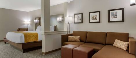 Suite, 1 King Bed with Sofa bed, Non Smoking | Desk, laptop workspace, iron/ironing board, free WiFi