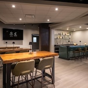 Comfort Suites Kingston Central