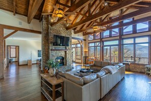 TV, fireplace, table football, ping pong - Banner Crest - MOUNTAIN LUXURY!! Views, hot tub, Private Pool and Tennis Courts, Game Room! (Banner Elk)