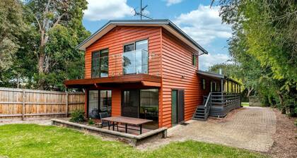 WAVELENGTH - Free Wifi and Pet Friendly (outside only)