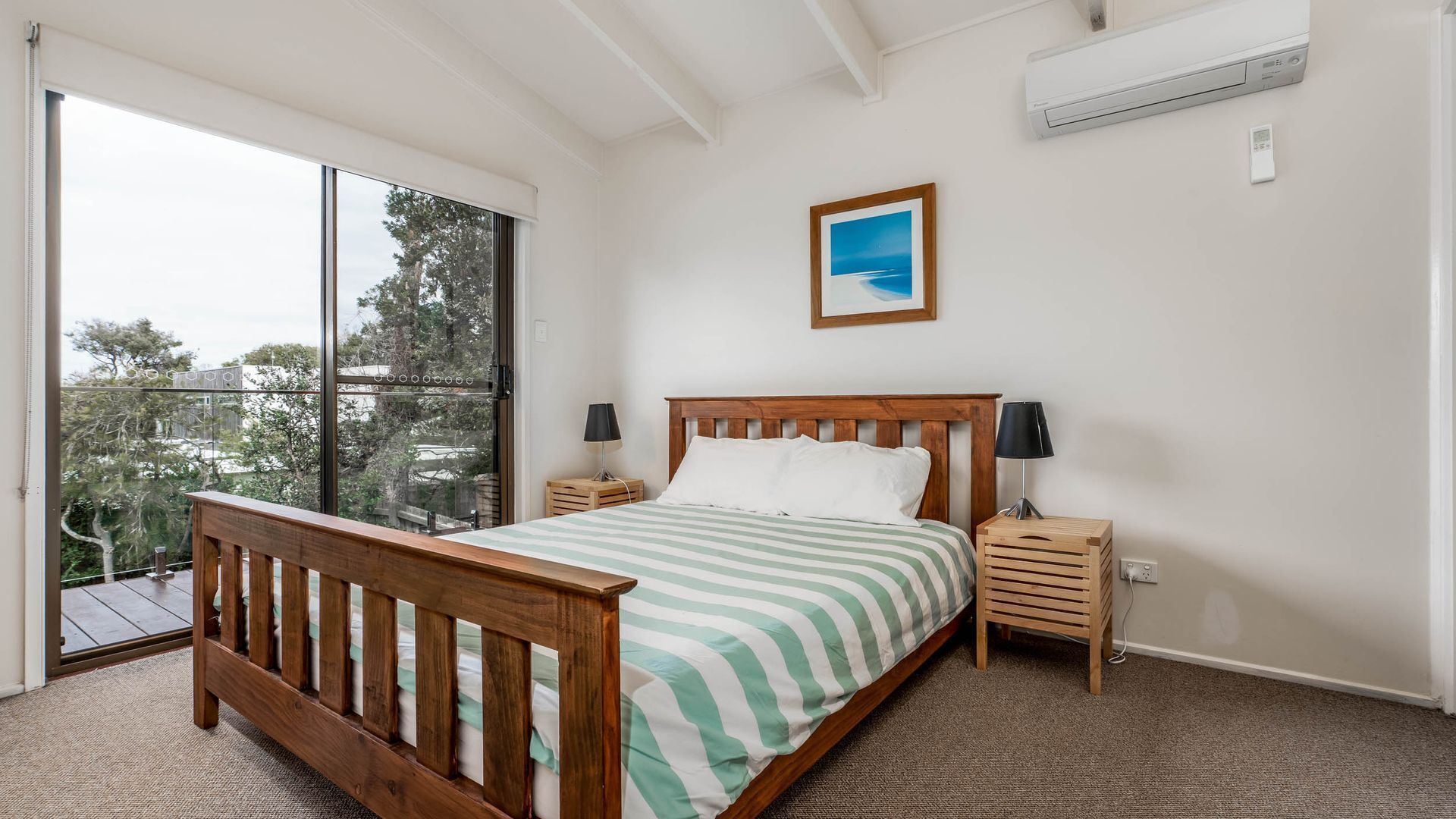 3 bedrooms, iron/ironing board, free WiFi