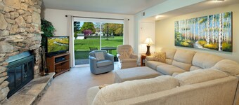 2 King Master Suites, Outside heated pool, Close to Dunes
