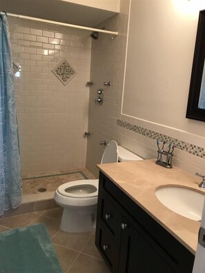 Bathroom - Wc407 East Monterey Ave - 202 (Wildwood Crest)