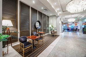Interior - 1st Flr-Poolside Oasis@ Easy Access to Pool|Destin (Destin)