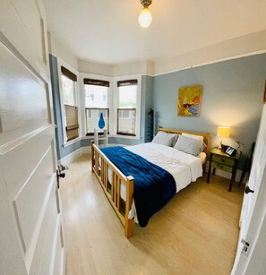 3 Schlafzimmer, Bügeleisen/Bügelbrett, WLAN, Bettwäsche