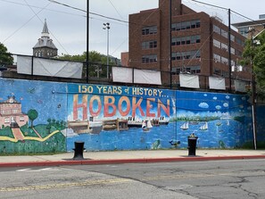 Exterior - Fast Path or Ferry Ride to NYC & World Cup High End Furniture & Bedding Hoboken (Hoboken)