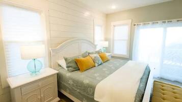 4 bedrooms, WiFi, bed sheets