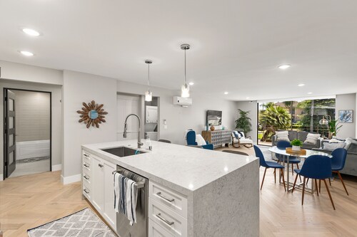 Updated 3-Bedroom Getaway in Coronado Village