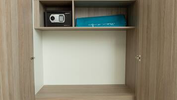Double Room | In-room safe, blackout drapes, iron/ironing board, free WiFi