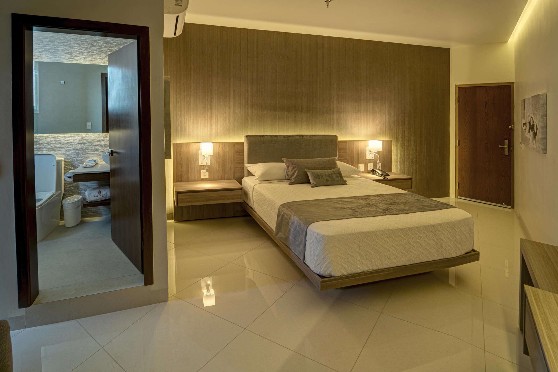 traditional room | in-room safe, blackout curtains, iron/ironing board, free wifi