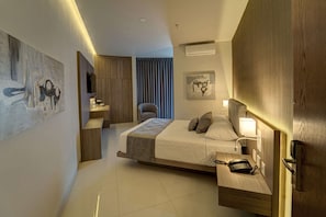 Traditional Room | In-room safe, blackout curtains, iron/ironing board, free WiFi - Sara N Hotel & Spa (Zapotlanejo)