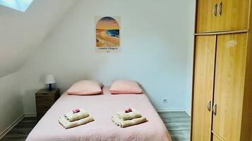 2 chambres, fer et planche Ă repasser, lit parapluie, Wi-Fi gratuit