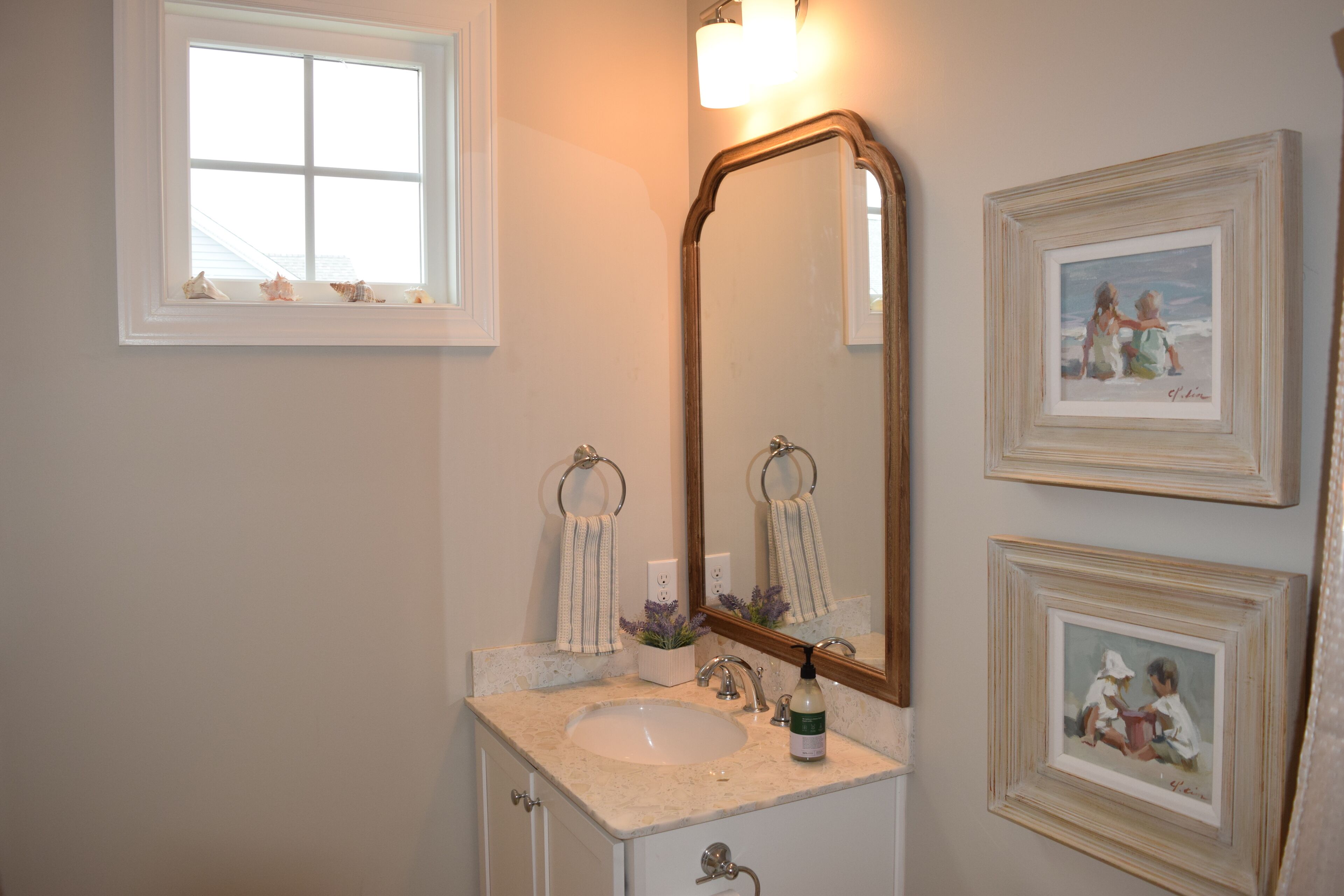 Bathroom in queen bedroom, this home is professionally decorated throughout