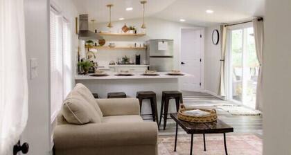 Country Outback Cozy Home *W/Camp Fire Pit*