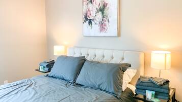 2 bedrooms, iron/ironing board, WiFi, bed sheets