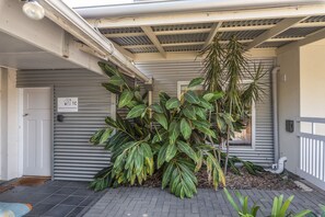Exterior detail - Gawler Townhouses 1 Bedroom (Gawler East)