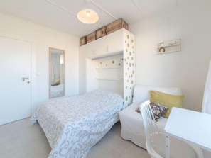 2 chambres, bureau, accès à Internet (gratuit)