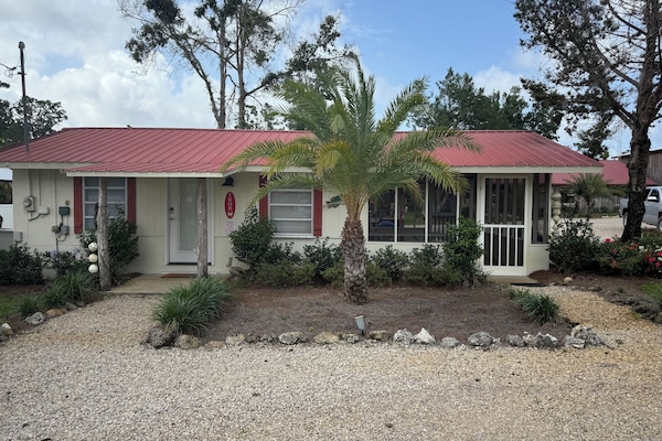 Exterior of Cypress Crab Cottage
