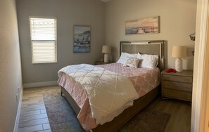 3 bedrooms, desk, iron/ironing board, WiFi