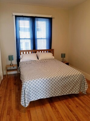 3 habitaciones, tabla de planchar con plancha y wifi gratis 