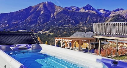 Superb new 8 person chalet