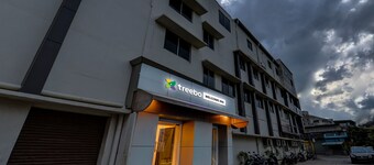 Treebo Welcome Inn, Porur