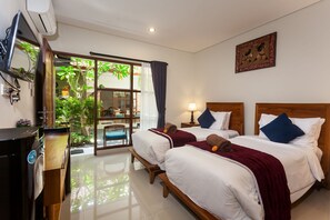 Superior Twin Room | Premium bedding, minibar, in-room safe, desk - Naksa Homestay Sanur (Denpasar)